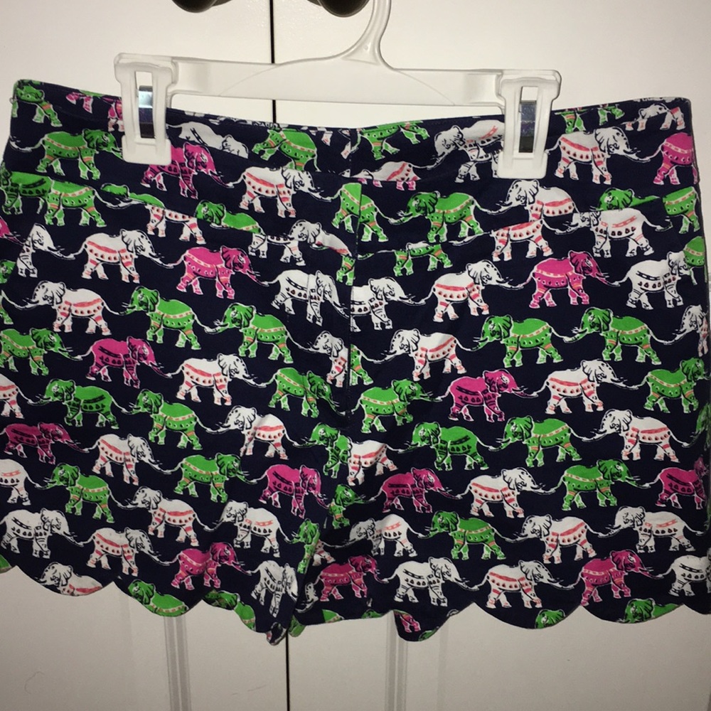 Crown and ivy scalloped elephant shorts!!